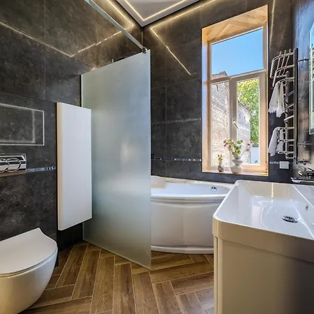 2-room On Lepkokho Street *